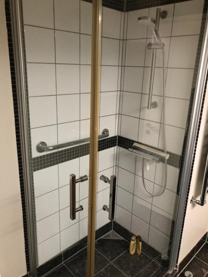 Fredelig Overnatning Ved Sundet Og Norrestrand So Horsens Eksteriør bilde